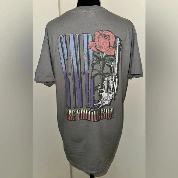 Cotton On The Relax Boyfriend Guns N Roses Graphic T-Shirt - Picture 5 of 6